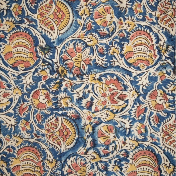 Puff sleeve top - Picture 2 of 3